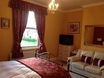 Springdale House 4*